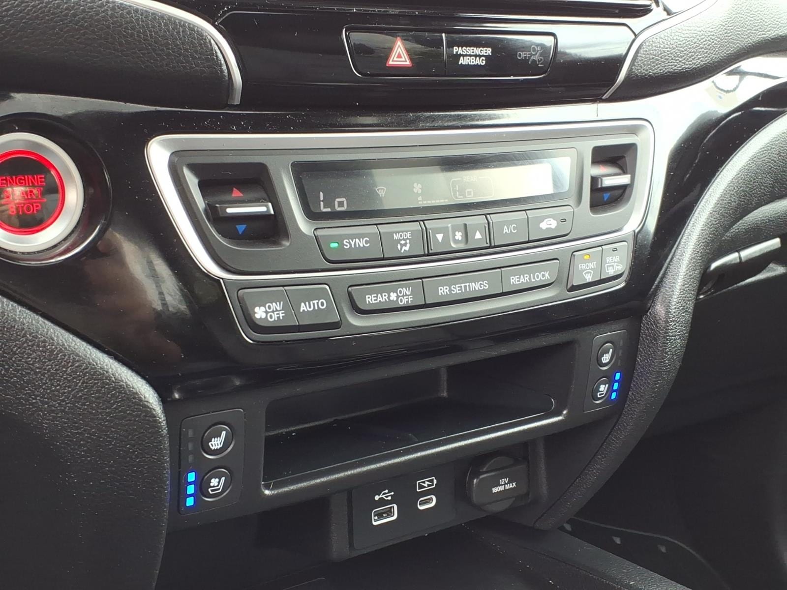 2024 Honda Ridgeline Black Edition - Photo 17