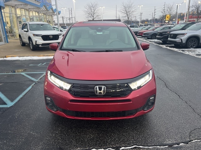 2026 Honda Odyssey Touring's photo