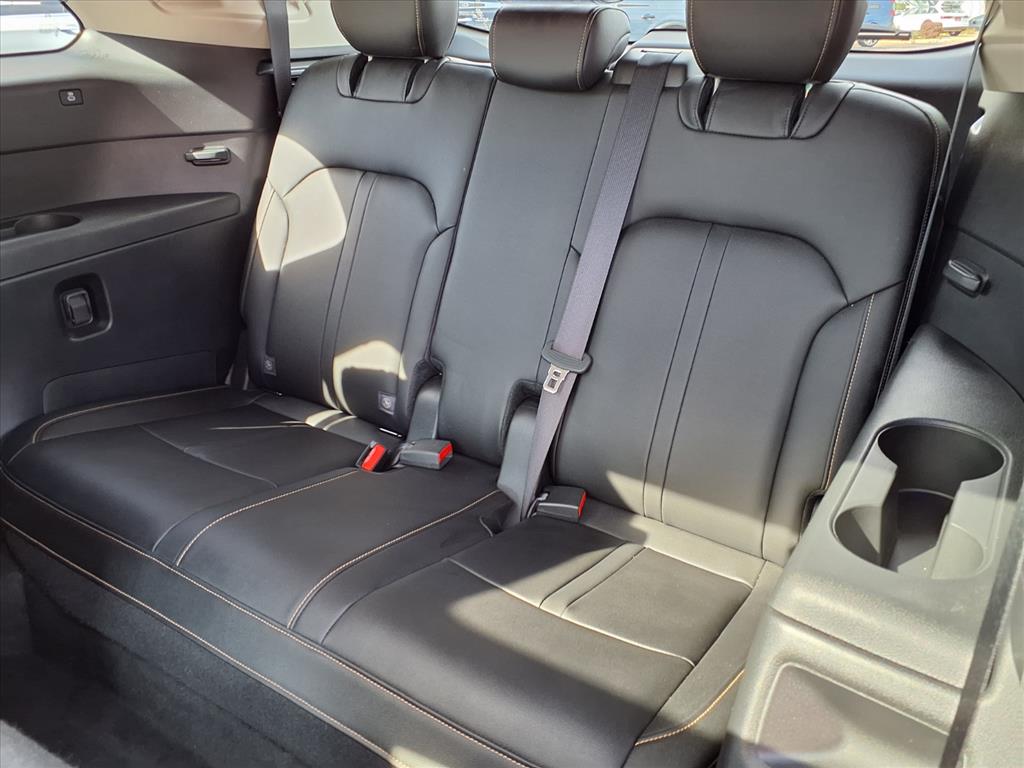 2024 Mazda CX-90 Premium Package - Photo 9