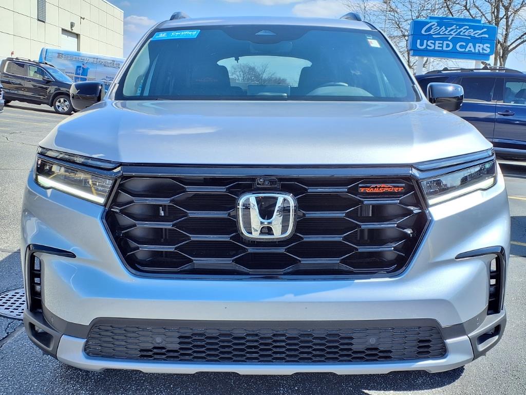 Used 2025 Honda Pilot TrailSport with VIN 5FNYG1H67SB087753 for sale in Mishawaka, IN
