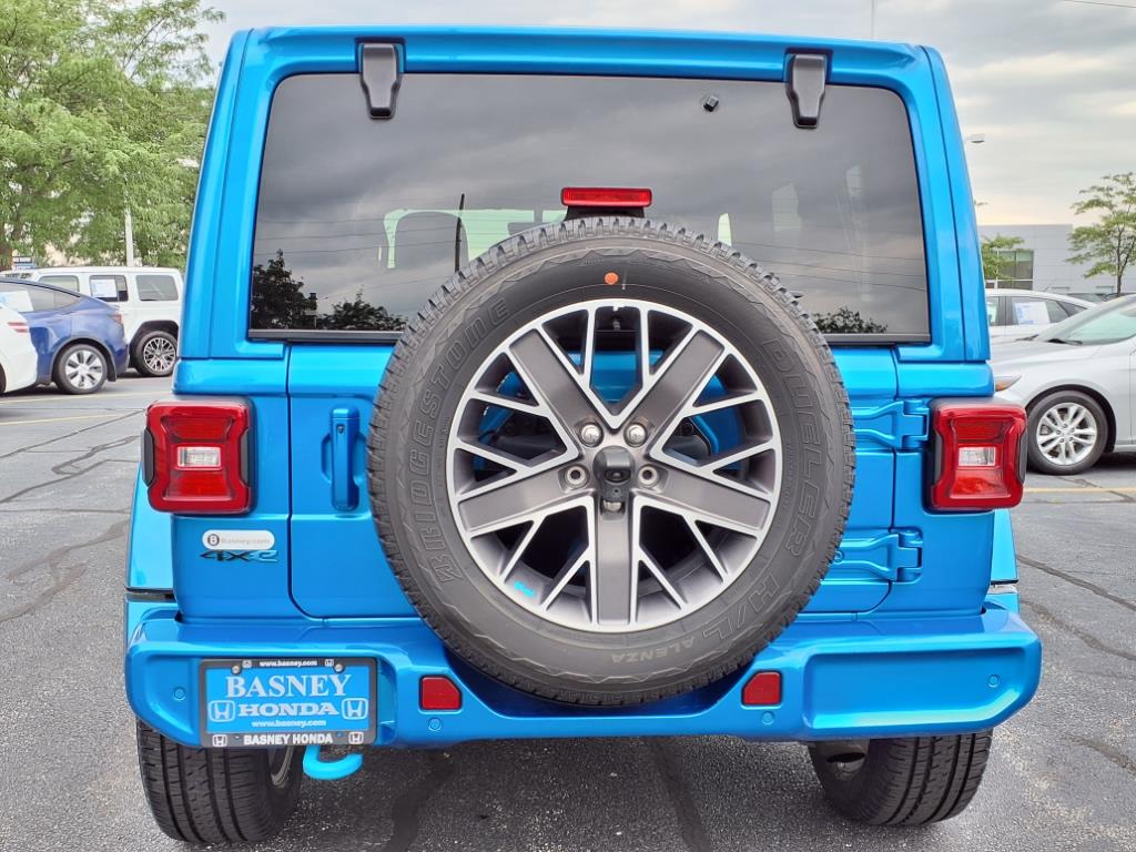 2022 Jeep Wrangler Unlimited High Altitude 4XE - Photo 8