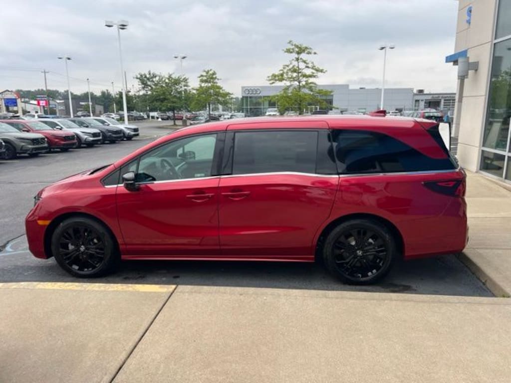 New 2026 Honda Odyssey Sport-L Van Passenger