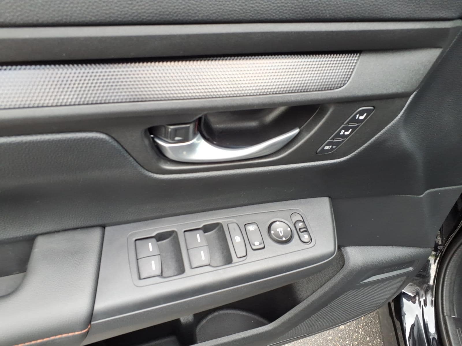 2025 Honda CR-V Sport-L - Photo 13