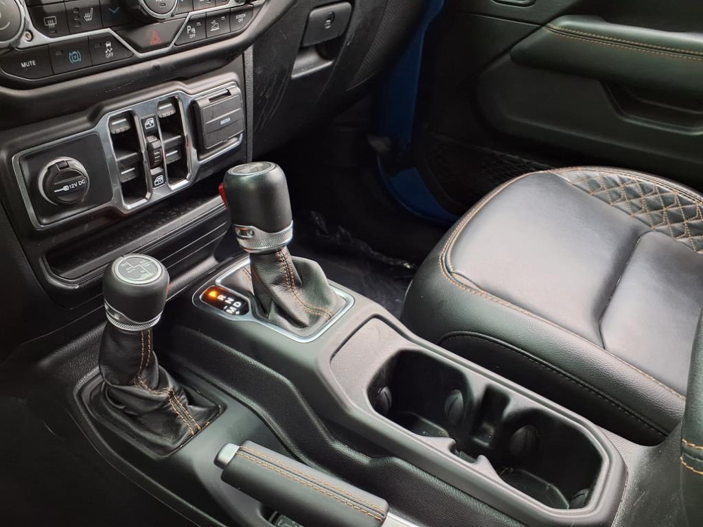 2022 Jeep Wrangler Unlimited High Altitude 4XE - Photo 18