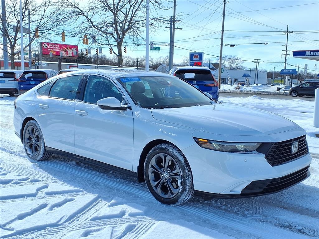 Certified 2023 Honda Accord Hybrid EX-L w/BSI Sedan