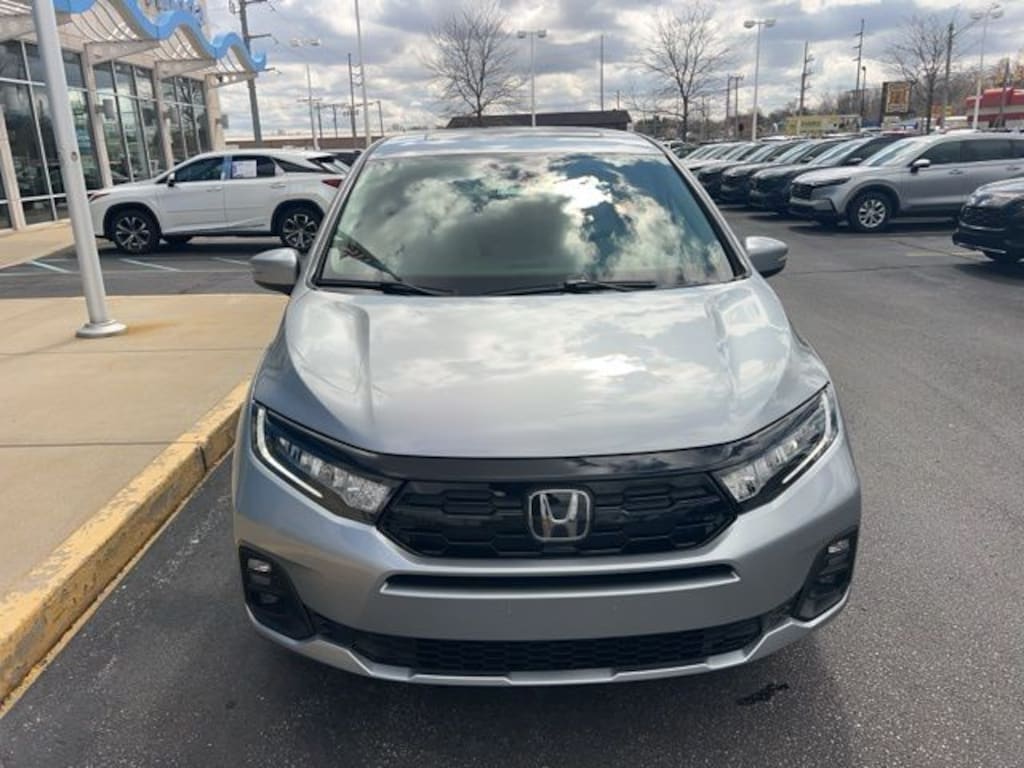 New 2026 Honda Odyssey Touring Van Passenger