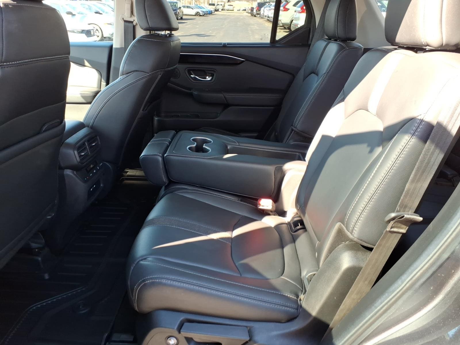 2025 Honda Pilot EX-L - Photo 6