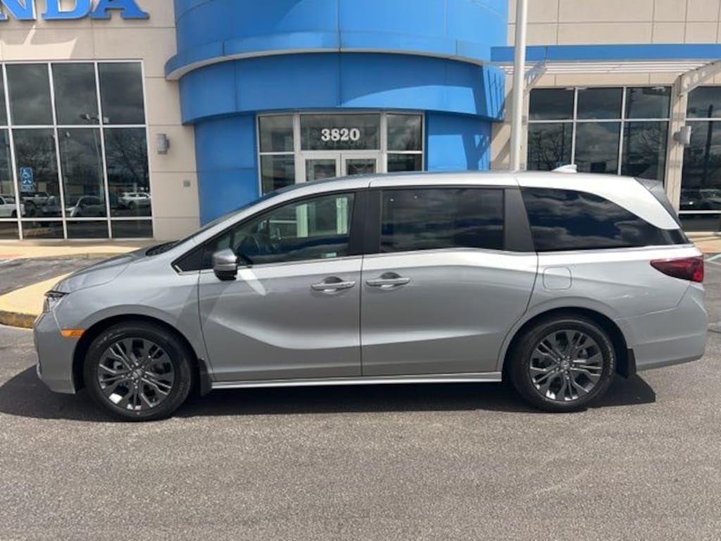 New 2026 Honda Odyssey Touring Van Passenger