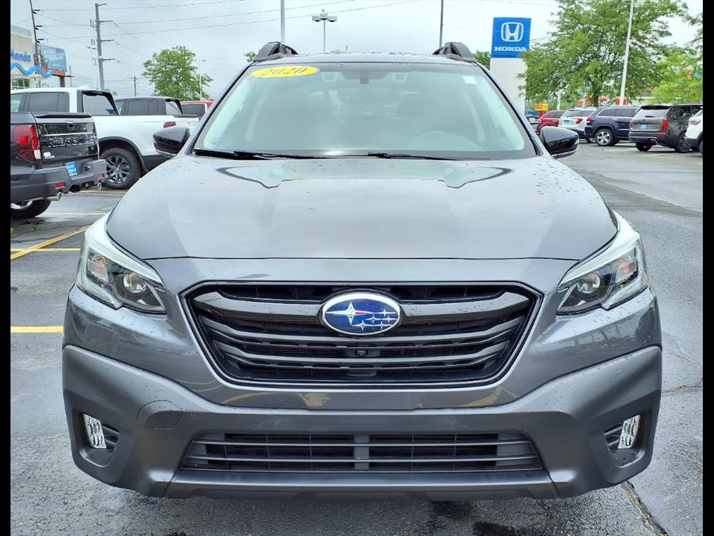 Used 2020 Subaru Outback Onyx Edition with VIN 4S4BTGKD9L3268911 for sale in Mishawaka, IN