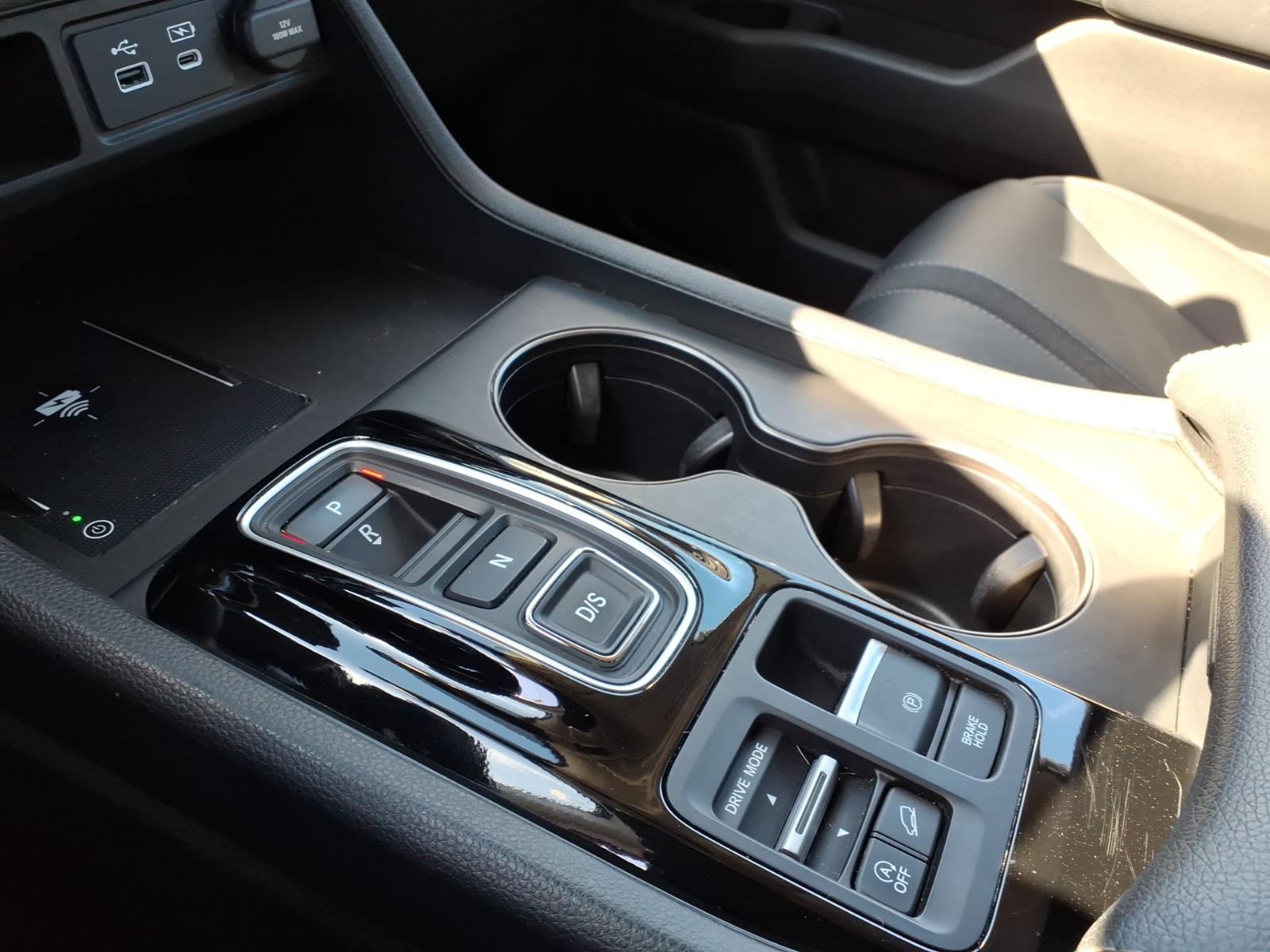 2025 Honda Pilot EX-L - Photo 19