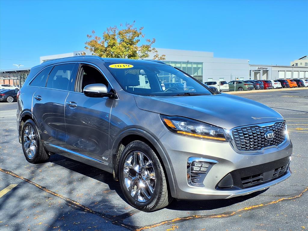 2019 Kia Sorento photo 3