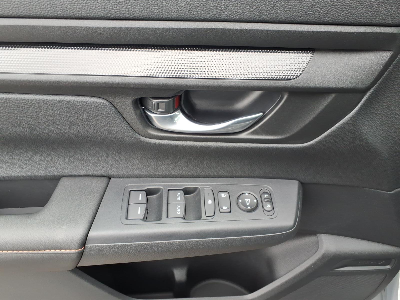 2025 Honda CR-V Sport - Photo 13