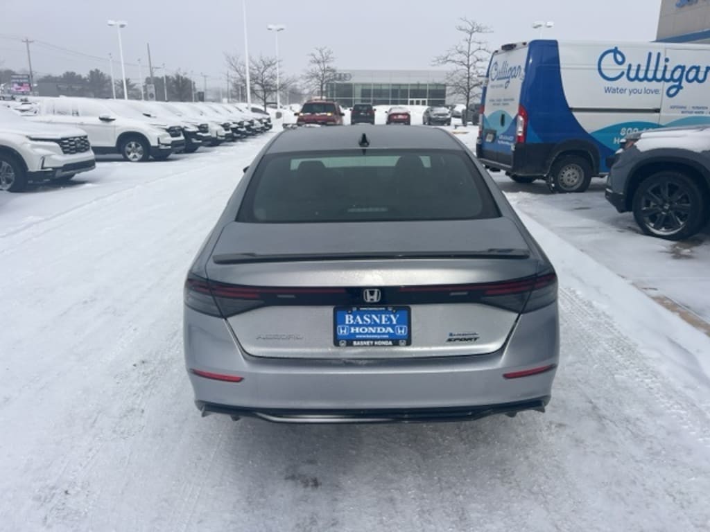 New 2025 Honda Accord Hybrid Sport-L Sedan