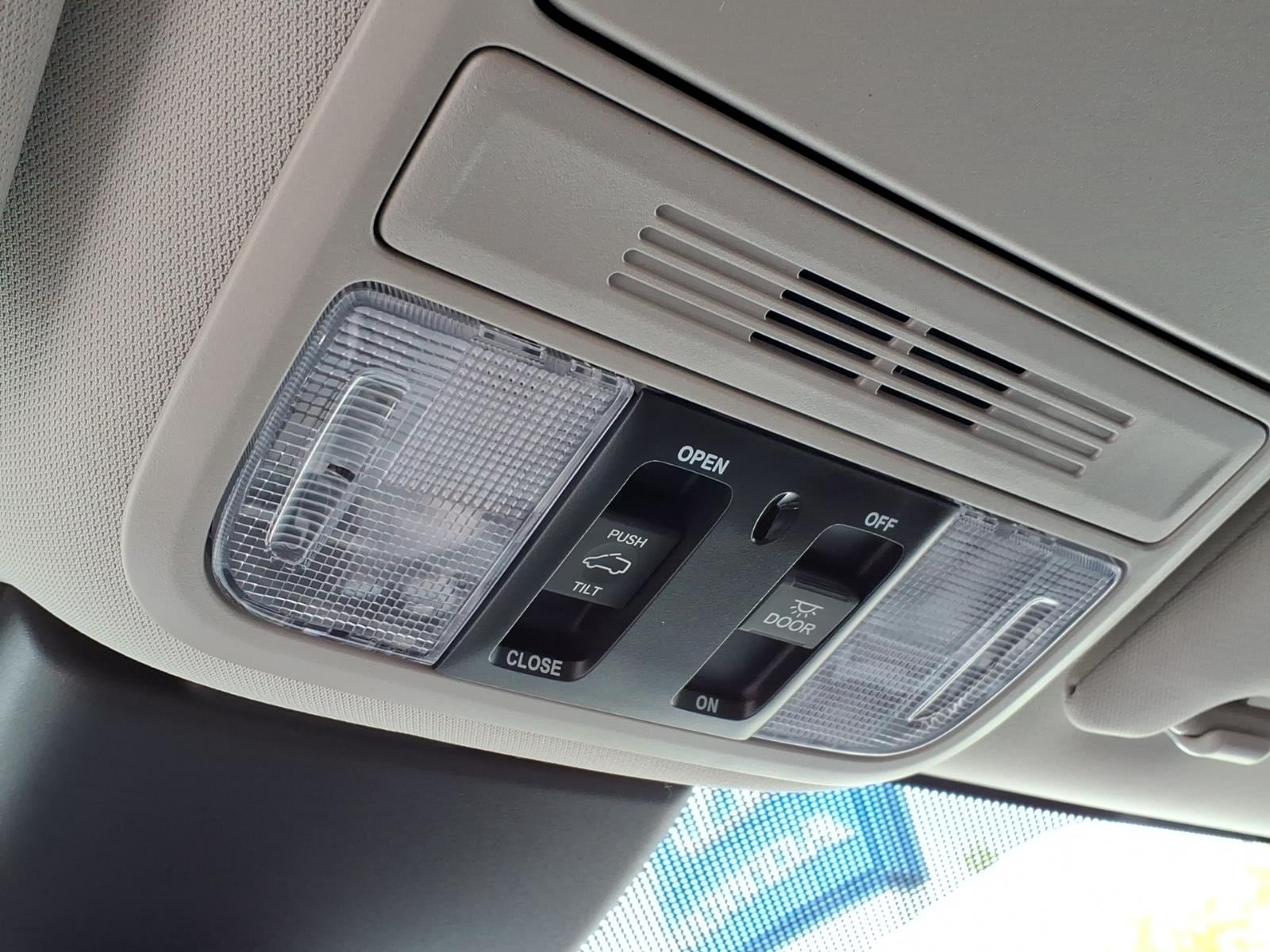 2026 Honda Odyssey Elite - Photo 23