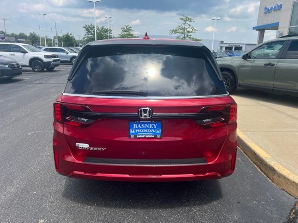 New 2026 Honda Odyssey EX-L Van Passenger