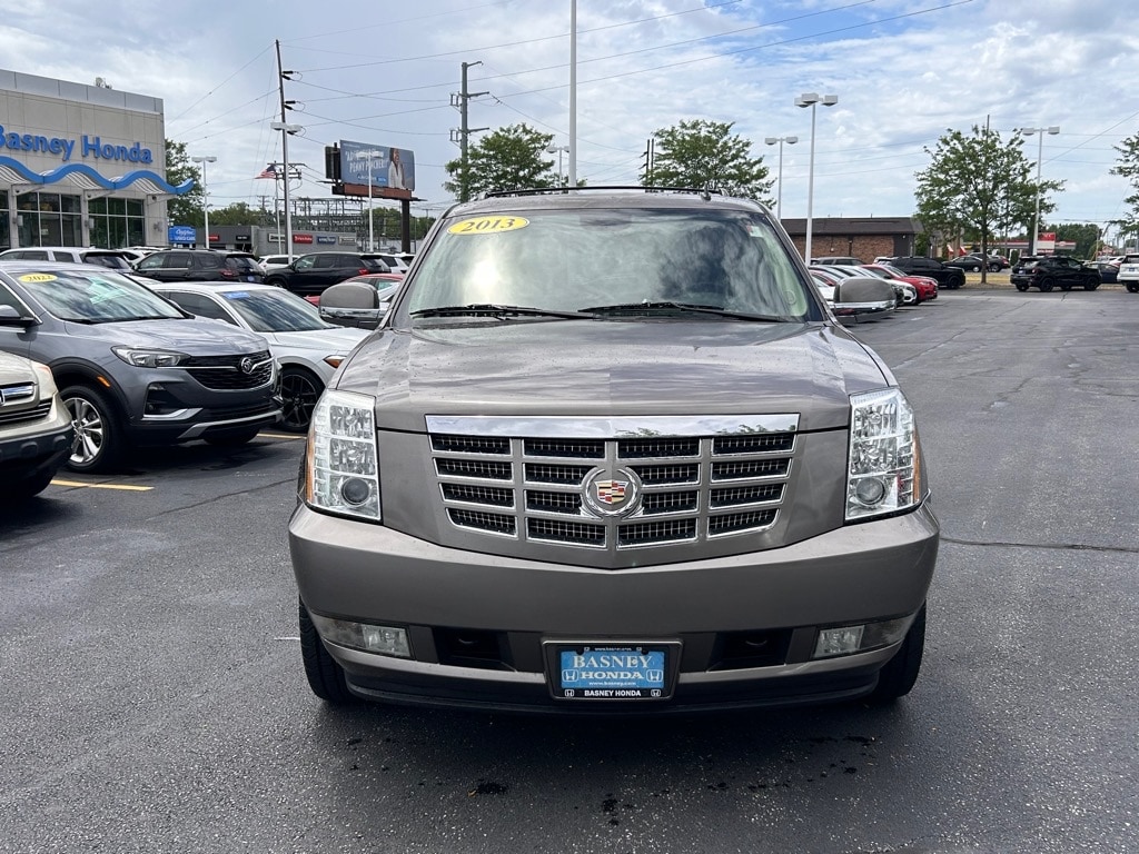 Used 2013 Cadillac Escalade Luxury with VIN 1GYS4BEF8DR207740 for sale in Mishawaka, IN