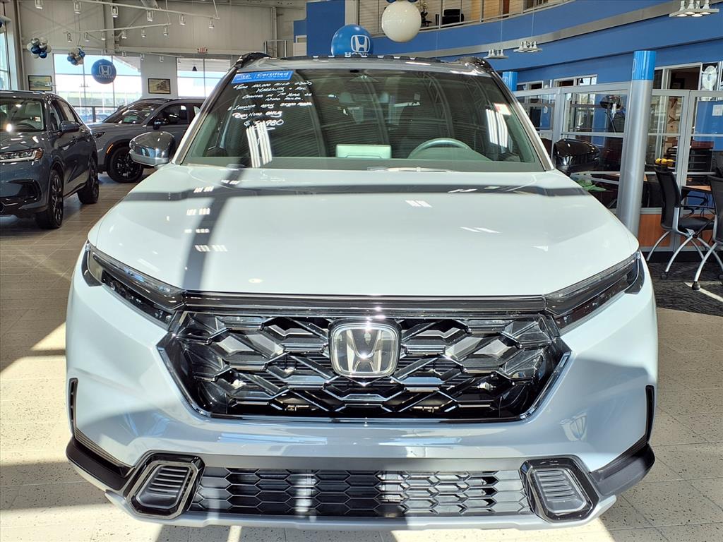 2023 Honda CR-V Hybrid Sport photo 2