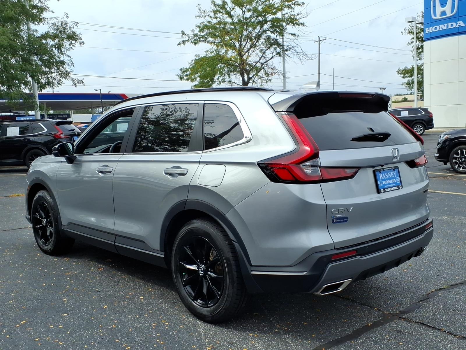2025 Honda CR-V Sport-L - Photo 8