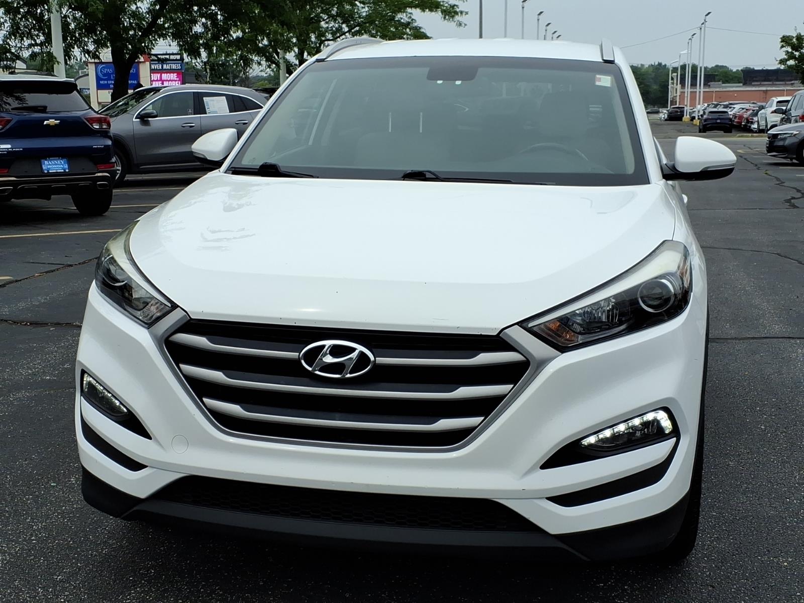 Used 2017 Hyundai Tucson SE Plus with VIN KM8J33A40HU371917 for sale in Mishawaka, IN