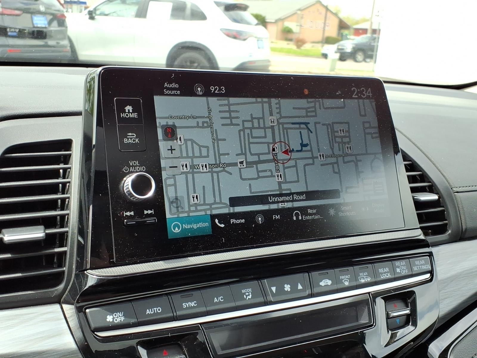 2026 Honda Odyssey Elite - Photo 17