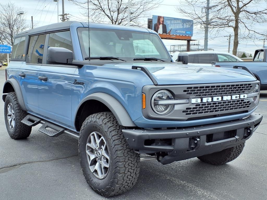 2024 Ford Bronco Badlands photo 3