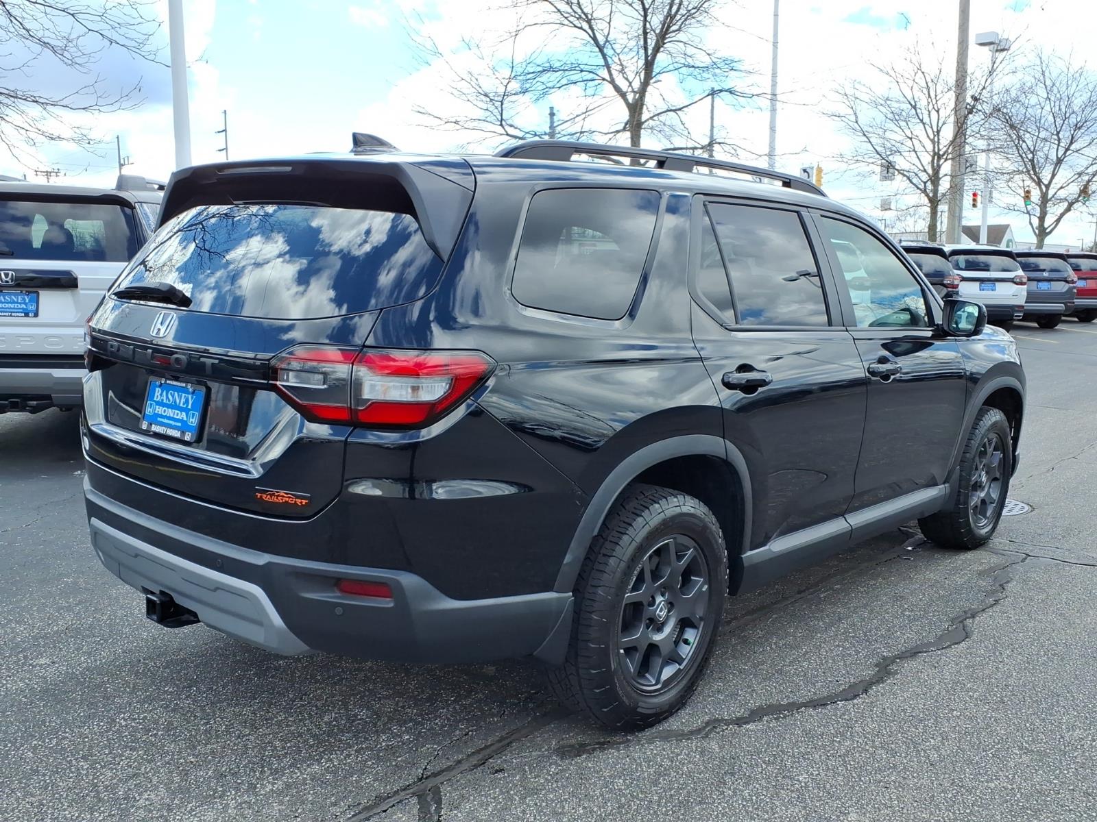 2024 Honda Pilot TrailSport - Photo 11
