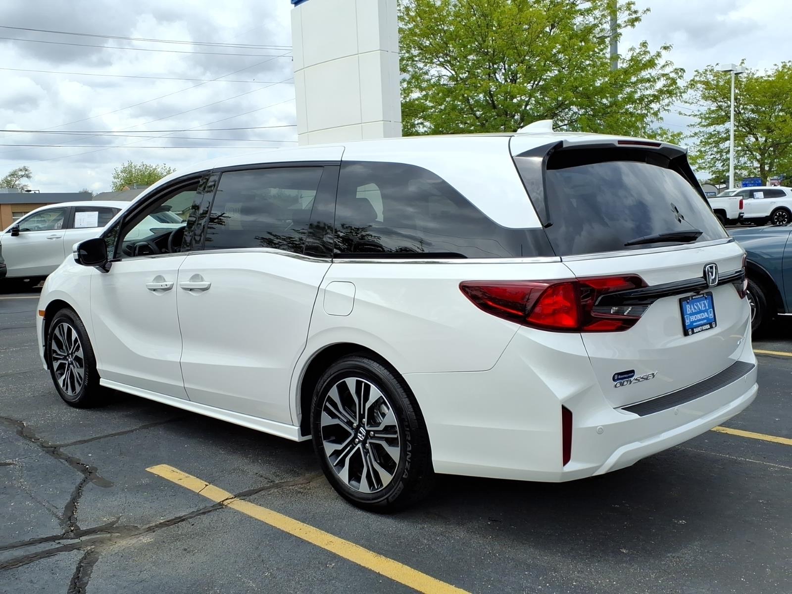 2026 Honda Odyssey Elite - Photo 9