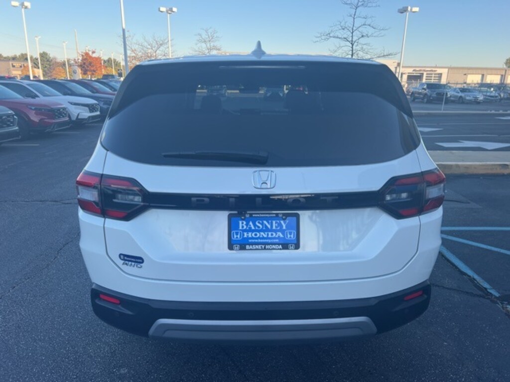 New 2025 Honda Pilot EX-L SUV