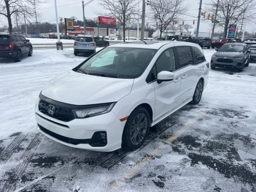 New 2026 Honda Odyssey Touring Van Passenger