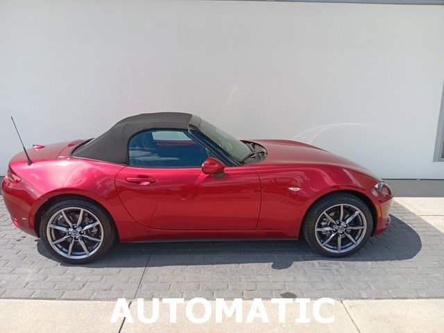 2023 Mazda MX-5 Miata Miata Grand Touring photo 3