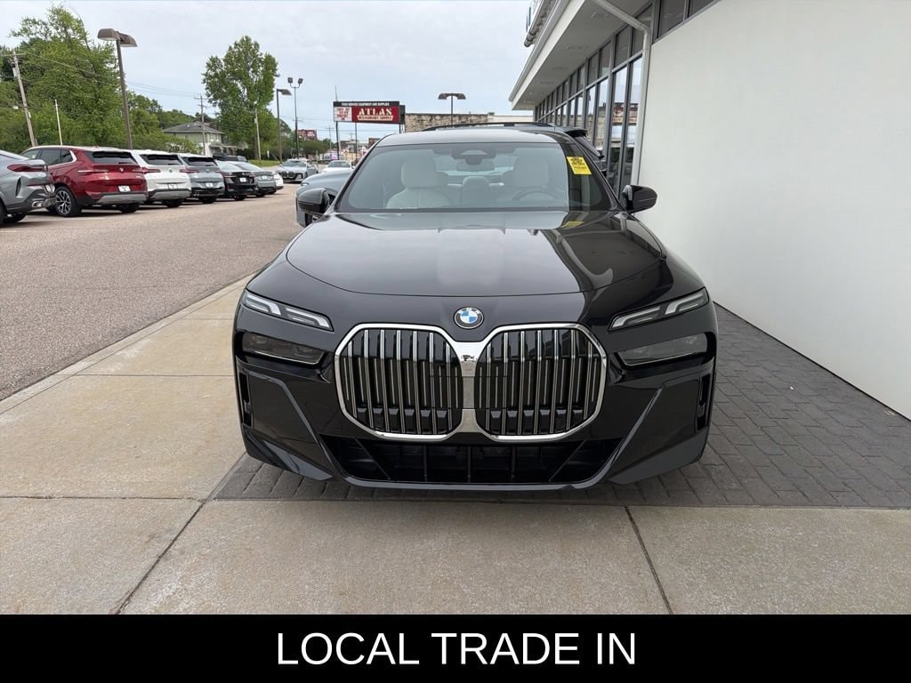 Used 2025 BMW 760i xDrive Sedan