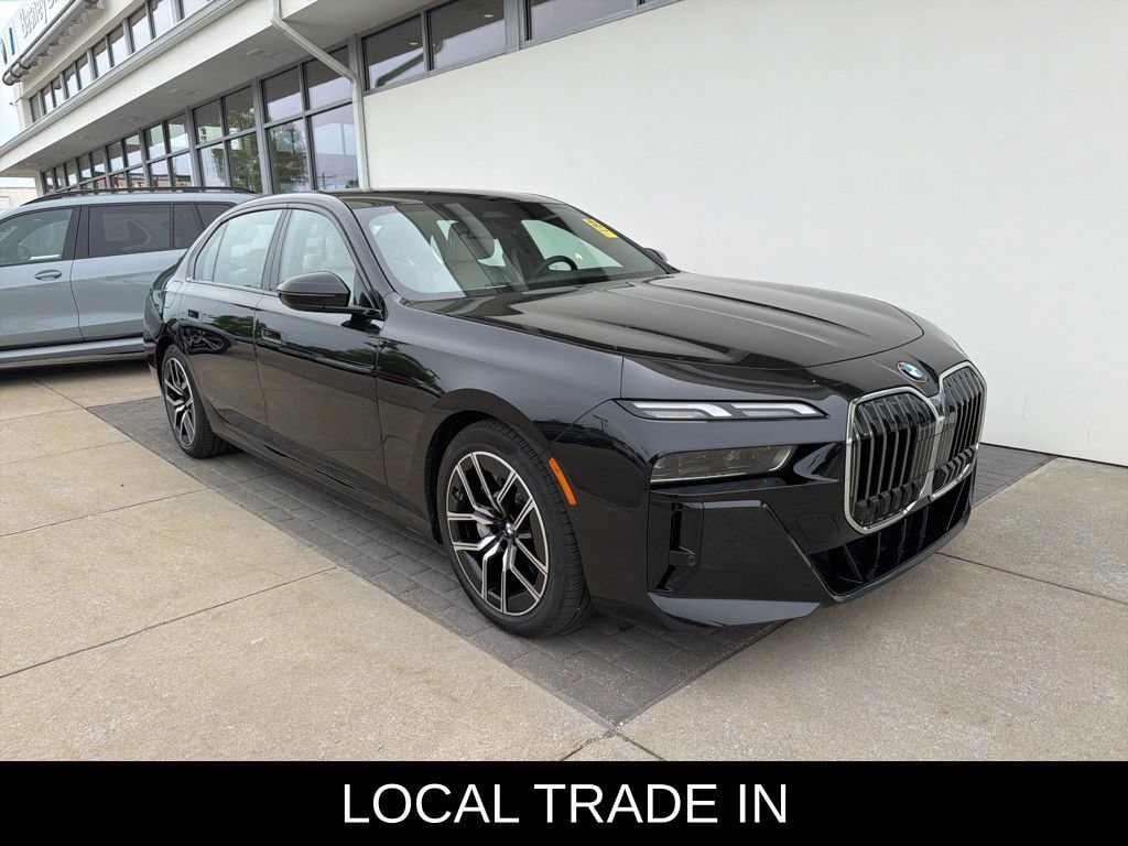 Used 2025 BMW 760i xDrive Sedan