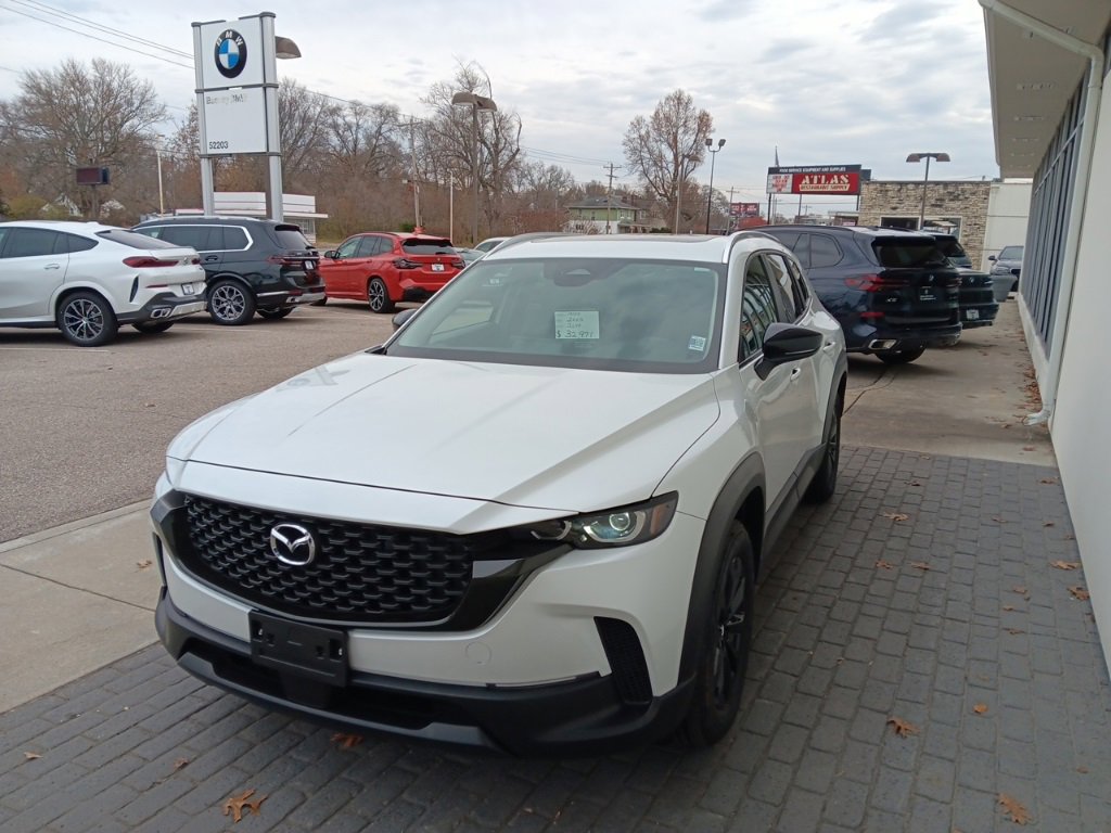 2025 Mazda CX-50 2.5 S Premium photo 3