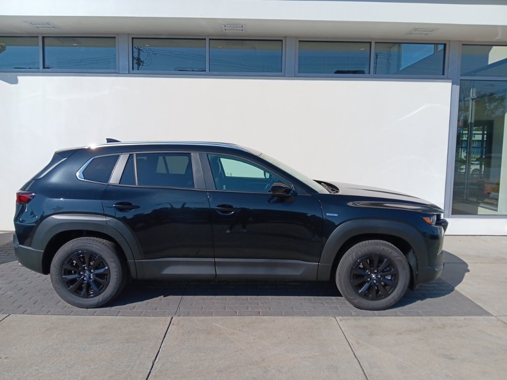 2025 Mazda CX-50 Preferred photo 3