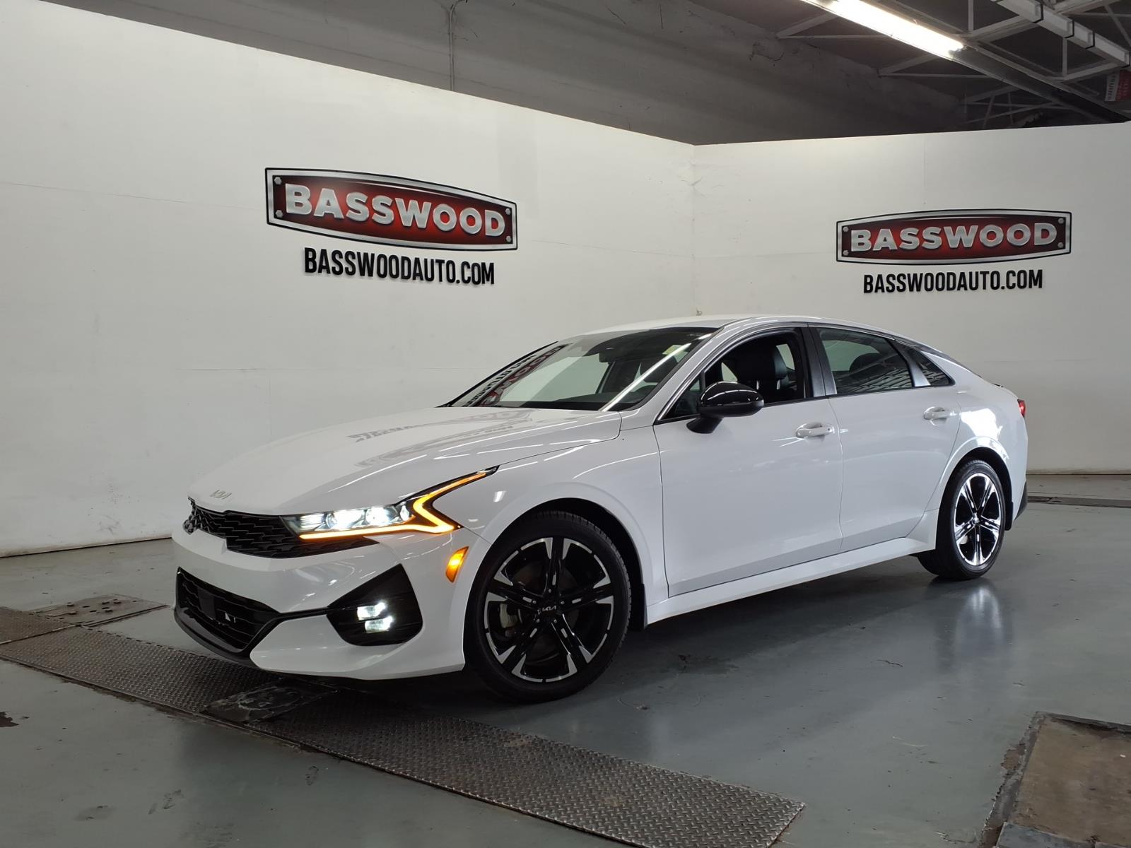 2023 Kia Optima GT-Line FWD's photo