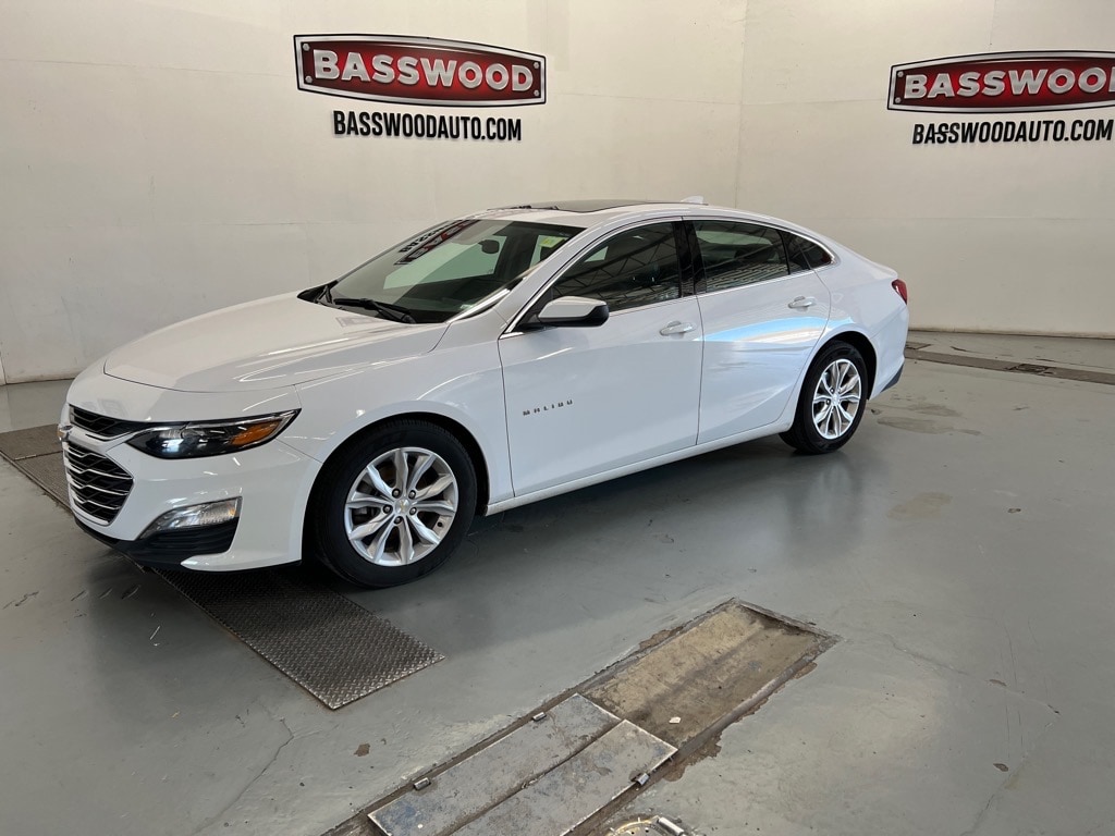 2024 Chevrolet Malibu 1LT's photo