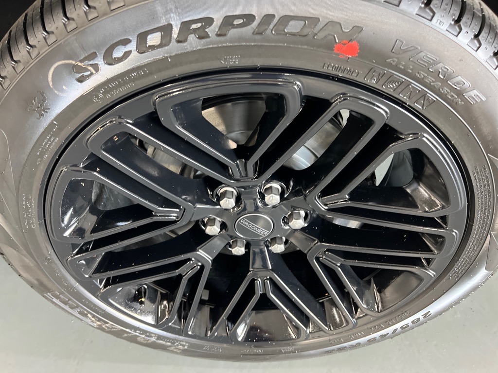 2025 Jeep Wagoneer Series II - Photo 19