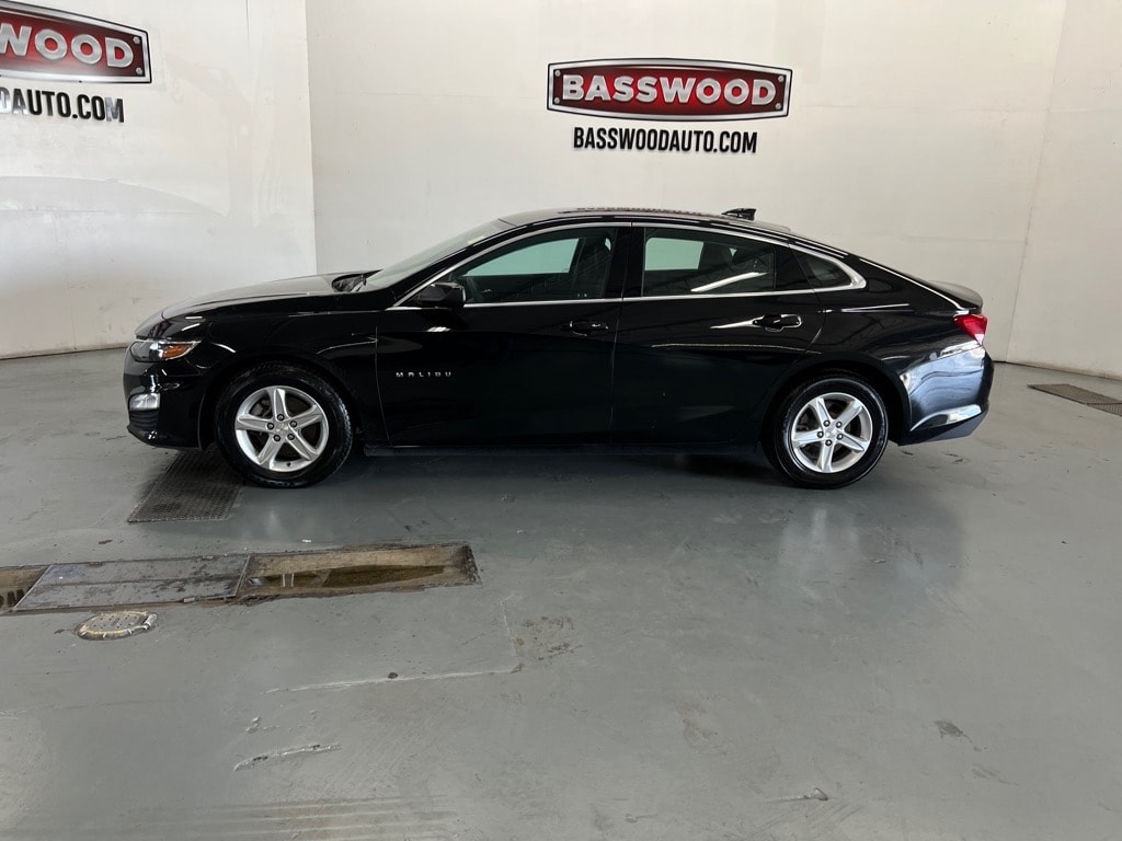 Used 2023 Chevrolet Malibu 1LT with VIN 1G1ZD5ST5PF227426 for sale in Fort Payne, AL