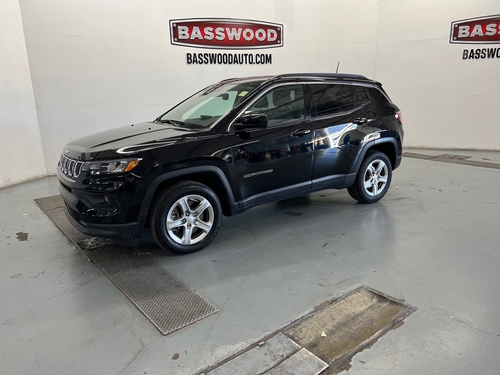 Used 2023 Jeep Compass Latitude 4X4 4x4 Latitude  SUV