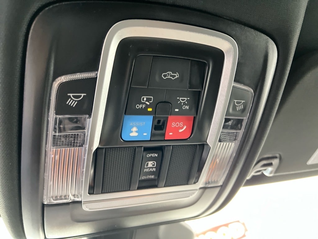 2026 RAM 1500 Laramie - Photo 13