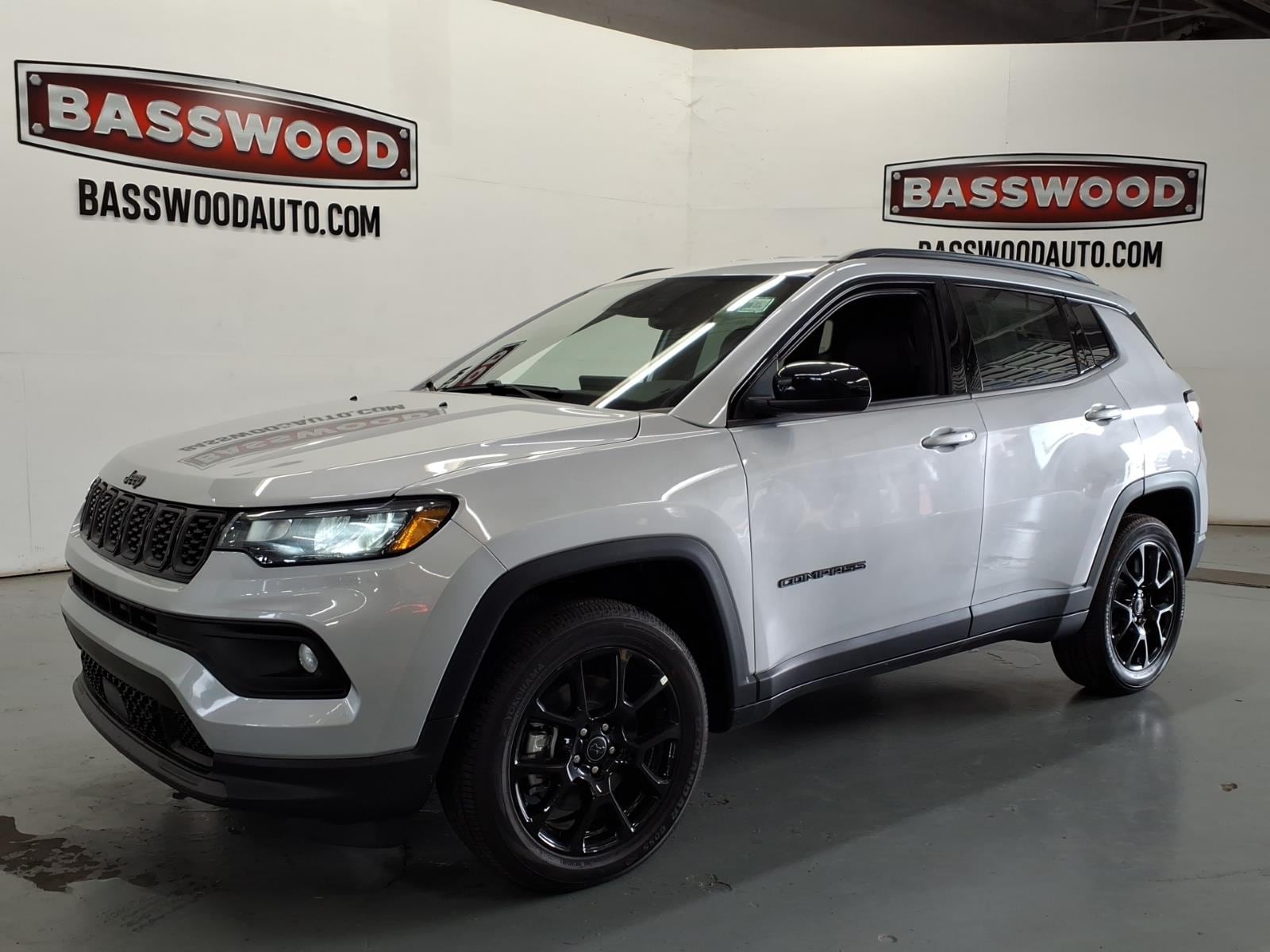 2026 Jeep Compass Altitude 4X4's photo