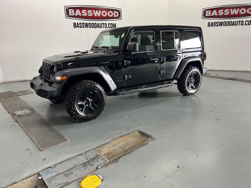 2021 Jeep Wrangler Sport S's photo