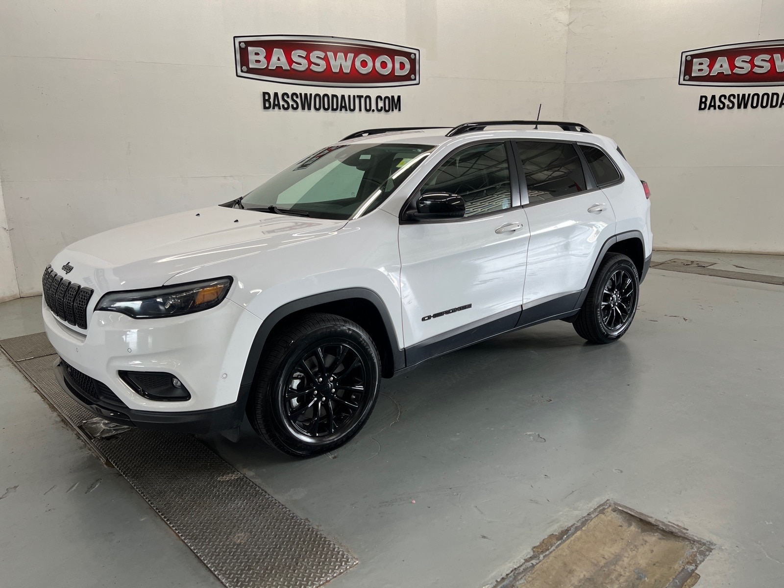 2023 Jeep Cherokee Altitude Lux 4X4's photo