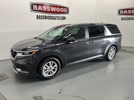 2024 Kia Carnival LX LX  Mini-Van w/Seat Package