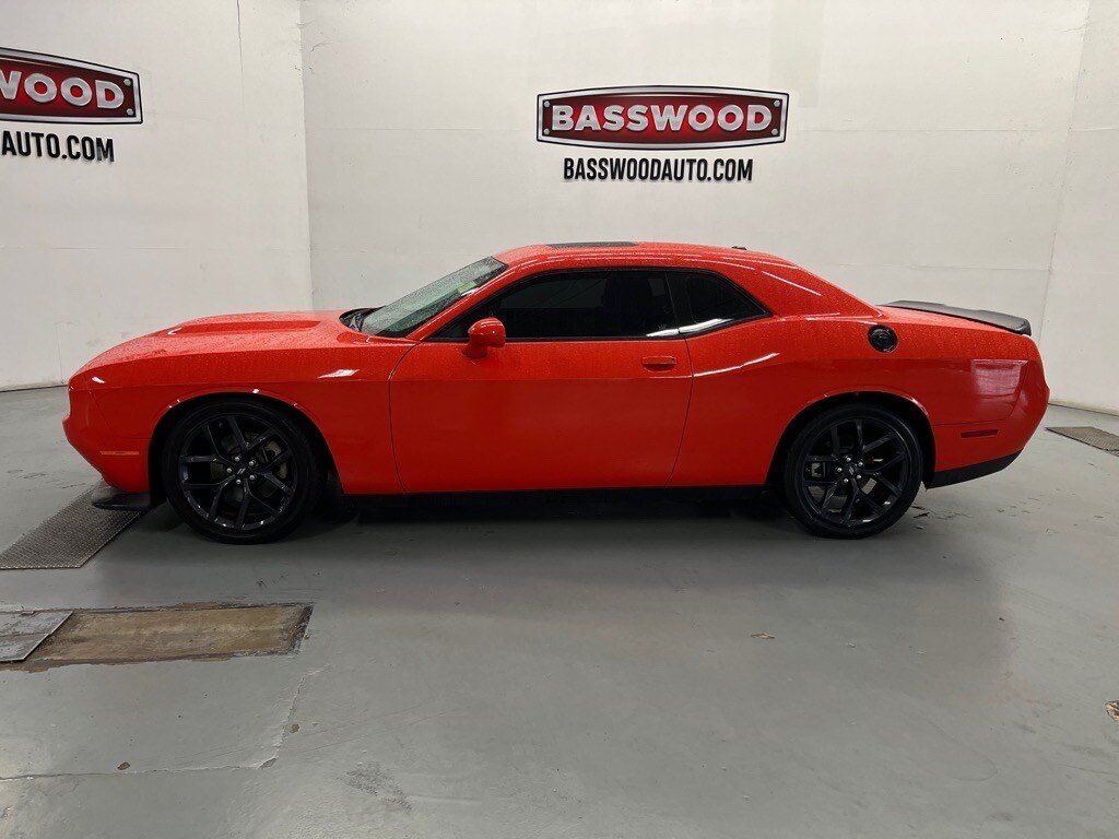 2023 Dodge Challenger GT photo 2