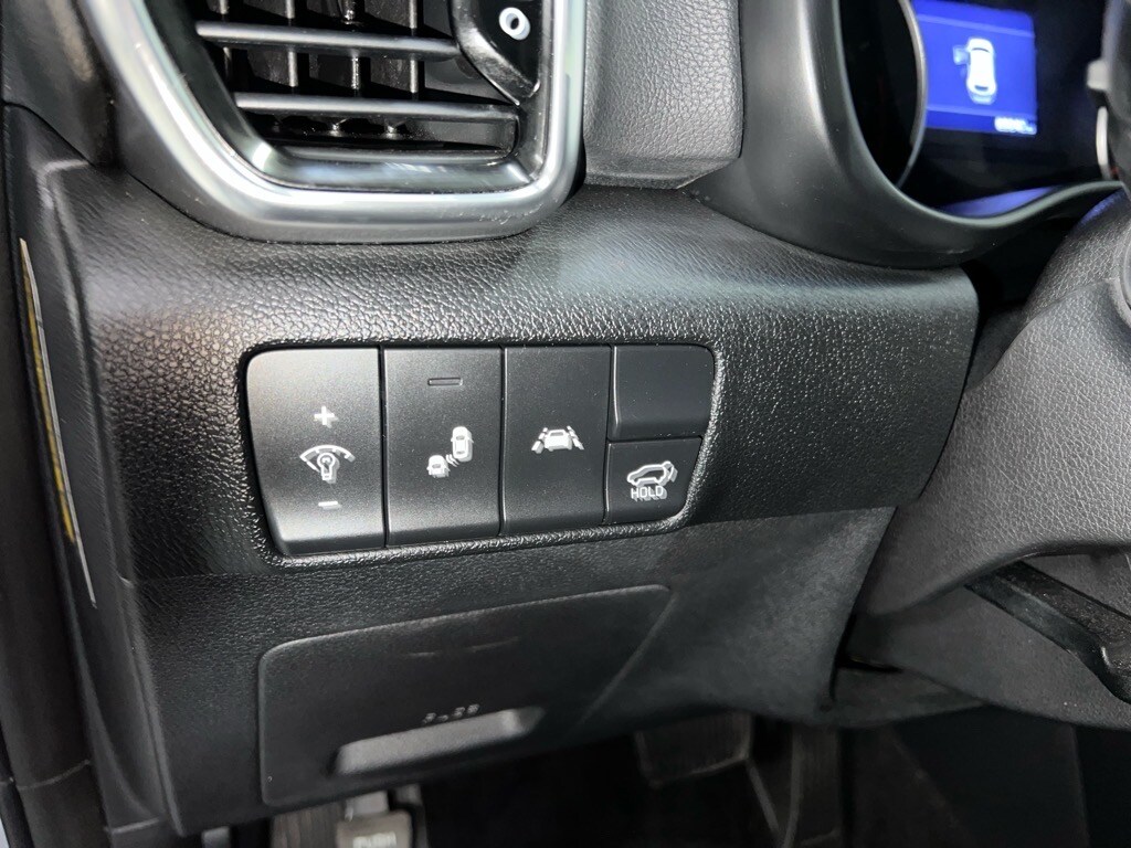 2022 Kia Sportage EX photo 3