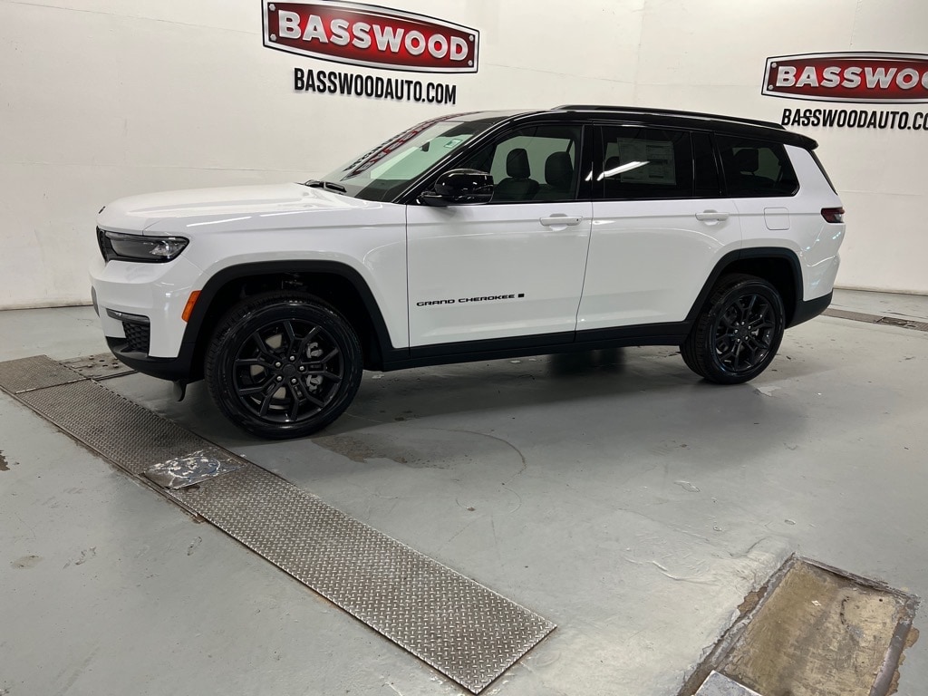 2025 Jeep Grand Cherokee L Limited's photo