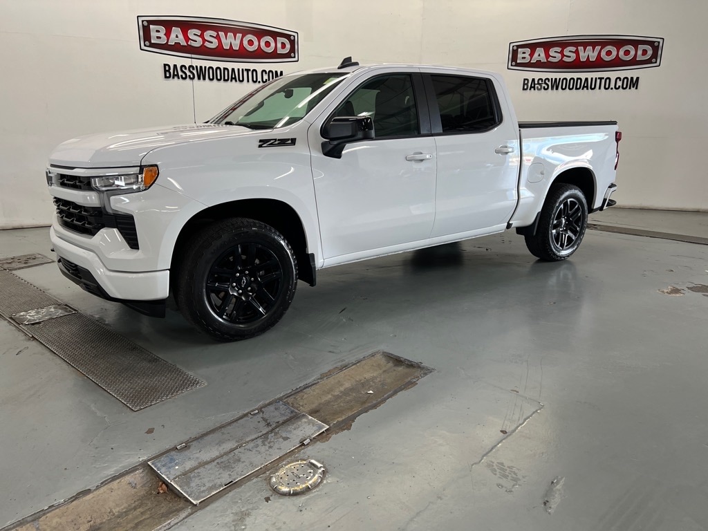 Used 2024 Chevrolet Silverado 1500 4WD Crew CAB 147 RST 4x4 RST Crew Cab 5.8 ft. SB