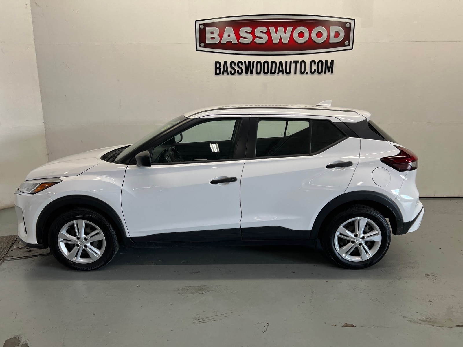 Used 2023 Nissan Kicks S with VIN 3N1CP5BV2PL495638 for sale in Fort Payne, AL