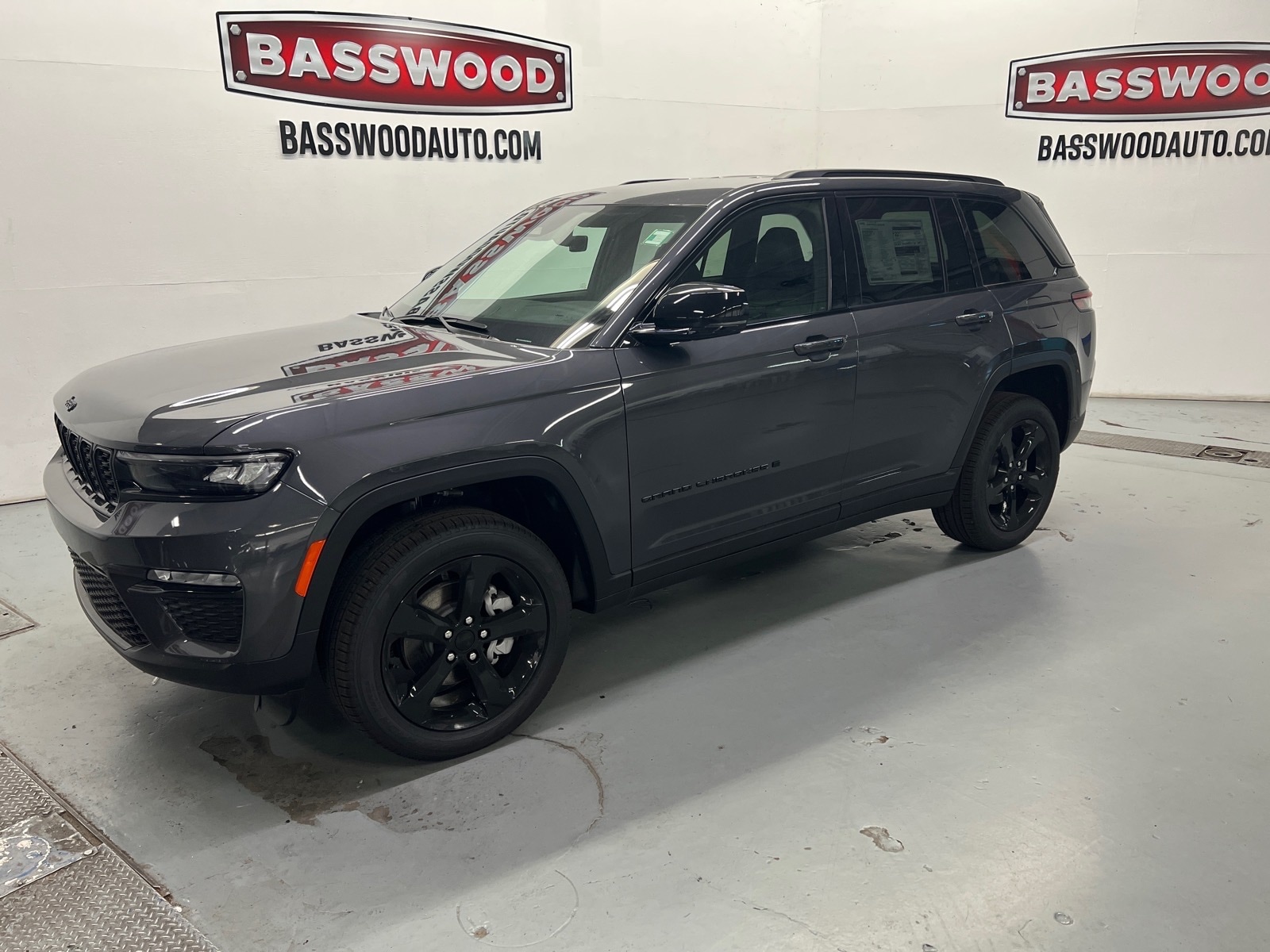 2025 Jeep Grand Cherokee Sport Utility 